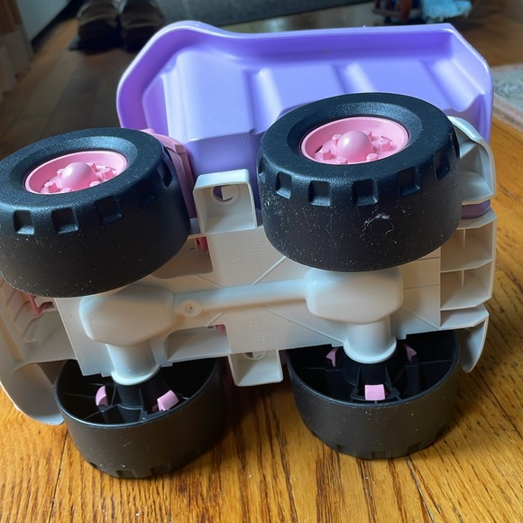 Green Toys Pink/Purple Dump Truck - Picture 7 of 10